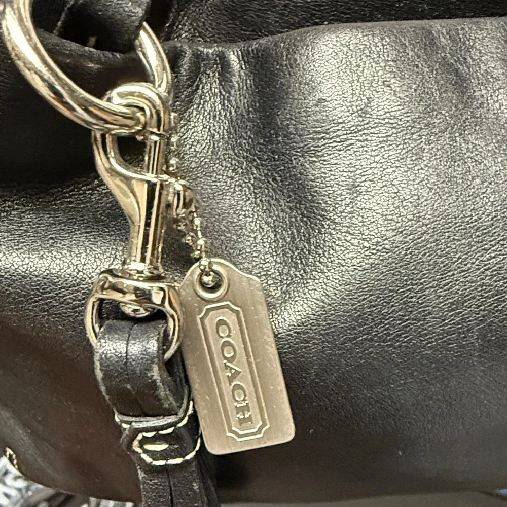 Vintage Y2K Coach East West legacy tassel soho hampton black with nickel 1417